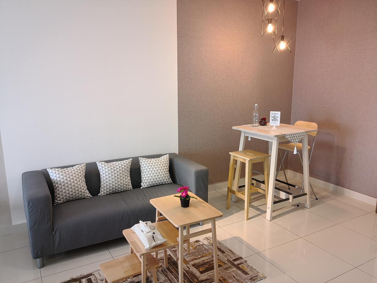Teega Suites @ Ph نوساجايا المظهر الخارجي الصورة