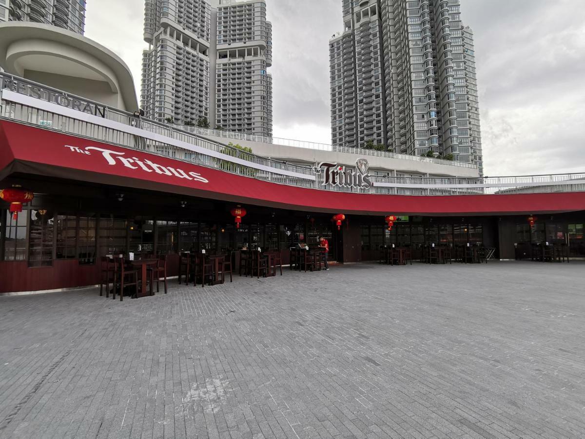Teega Suites @ Ph نوساجايا المظهر الخارجي الصورة
